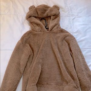 Fuzzy Swetashirt with bear ears!!!!